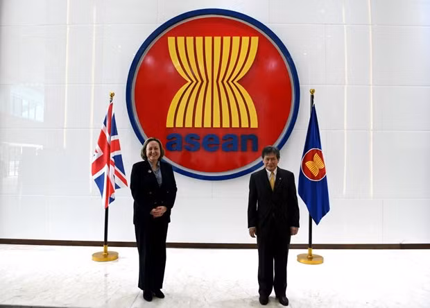 Renforcement de la coopération commerciale ASEAN - Royaume-Uni ảnh 1