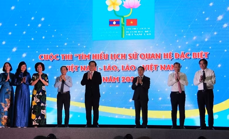 Lancement d'un concours sur les relations particulières Vietnam - Laos ảnh 2