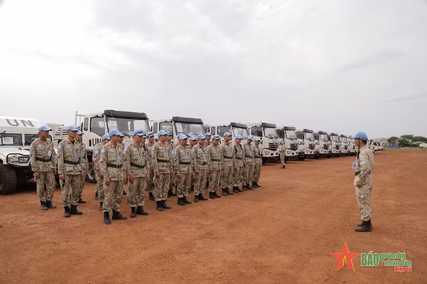 Maintien de la paix: l'Unité de génie militaire n°1 reçoit la mission dès son arrivée à Abyei ảnh 2