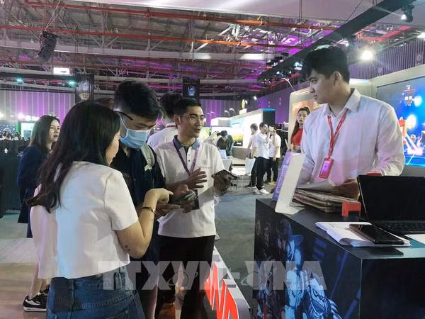 Ouverture de l'exposition Blockchain Global Day 2022 à Ho Chi Minh-Ville ảnh 2