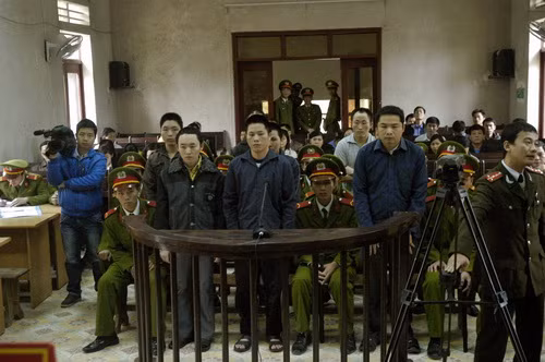 Dien Bien : jugement des "troubles à la sécurité" dans le district de Muong Nhe ảnh 2