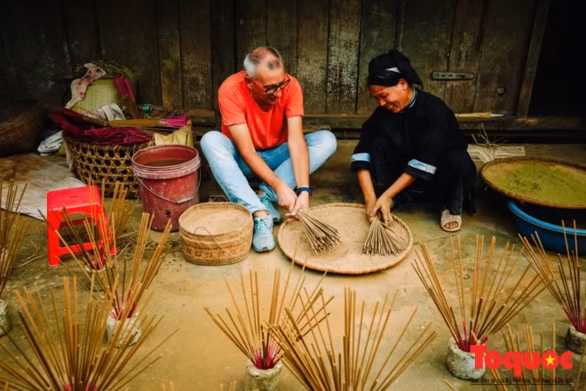  Comment les Nùng An produisent-ils leur encens? ảnh 1