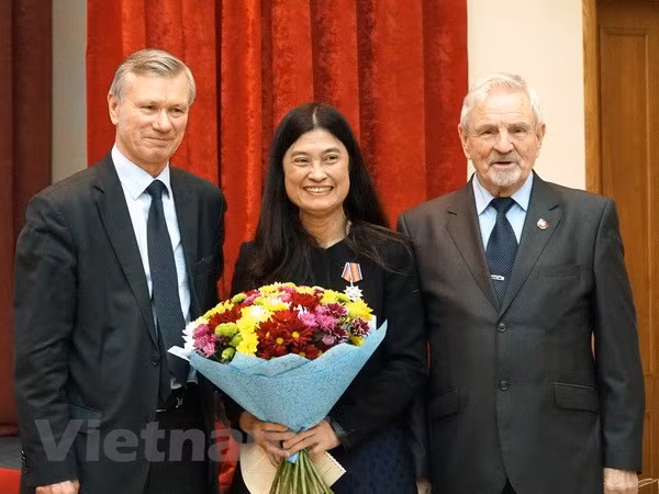 L'Association d'amitié Russie-Vietnam contribue au renforcement de l'amitié entre les deux pays ảnh 1