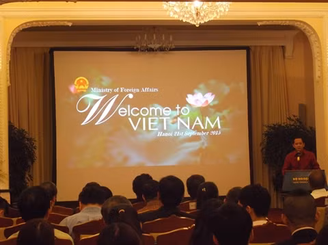 «Welcome to Viet Nam», une carte de visite sous forme de clip ảnh 1