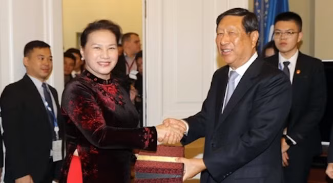 La coopération législative est un pilier des relations vietnamo-chinoises ảnh 1