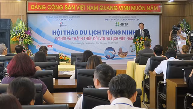 Transformer le parc de hautes technologies de Hoa Lac en destination touristique attrayante ảnh 1