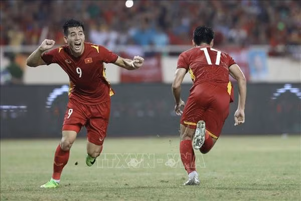 SEA Games 31 - football masculin : le Vietnam a remporté la médaille d'or ảnh 2