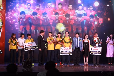 La sélection vietnamienne de futsal remporte le Prix du fair-play 2016 ảnh 2