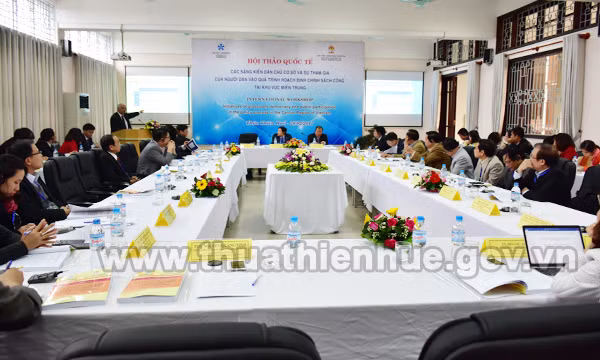 Séminaire international sur la participation de la population à la politique dans le Centre ảnh 1