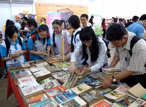 Amener les jeunes aux anciens livres ảnh 1