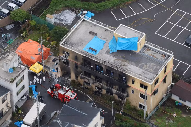Le PM adresse ses condoléances à son homologue japonais ảnh 1