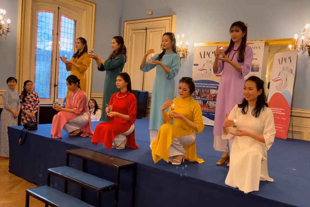 La culture vietnamienne rayonne avec l'APCV en France ảnh 2
