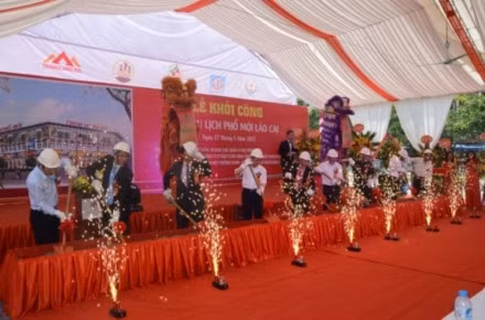 Mise en chantier du premier marché touristique du Vietnam ảnh 1