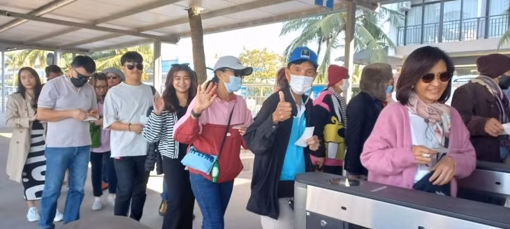 Têt 2023 : Quang Ninh prêt à accueillir les touristes ảnh 2