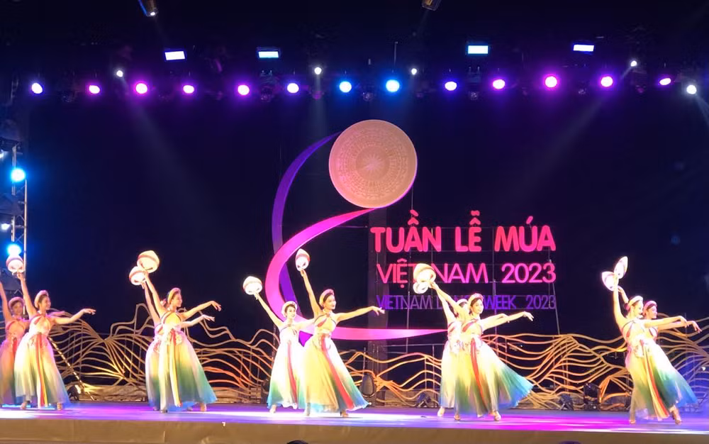 Ouverture de la Semaine de la danse du Vietnam 2023 ảnh 1