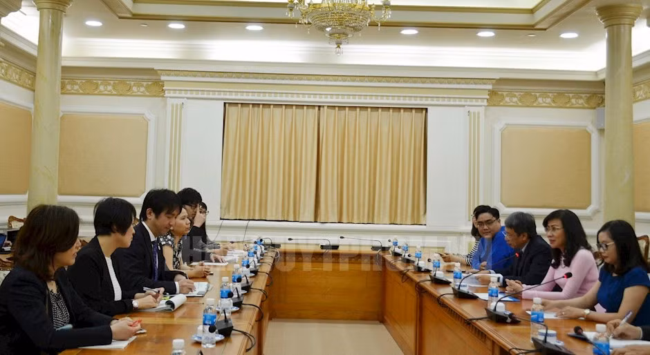 Intensifier l’amitié entre les jeunes de HCM-Ville et de la préfecture japonaise d’Osaka ảnh 1