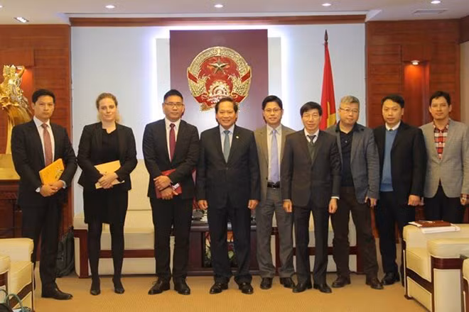 Le Vietnam et Facebook renforcent leur coordination ảnh 1