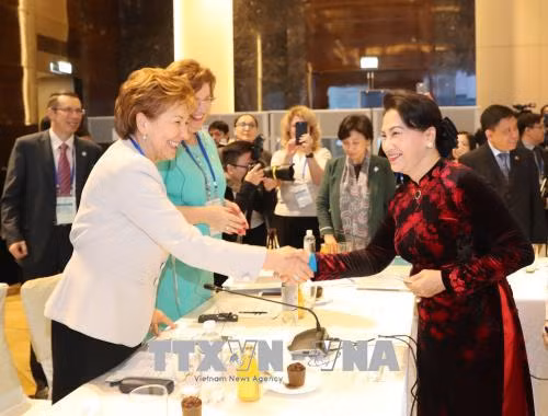 APPF-26 : ouverture d'une conférence de femmes députées ảnh 1