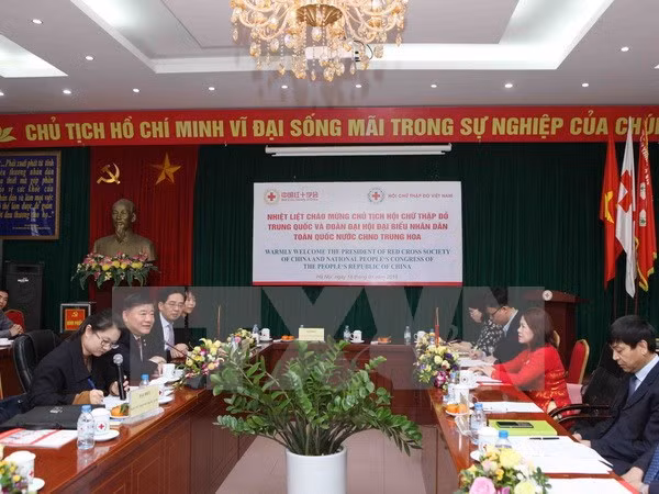 Les Croix-Rouge vietnamienne et chinoise intensifient leur coopération ảnh 1