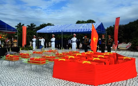 Long An a rapatrié les restes de 2.259 soldats tombés au Cambodge ảnh 1