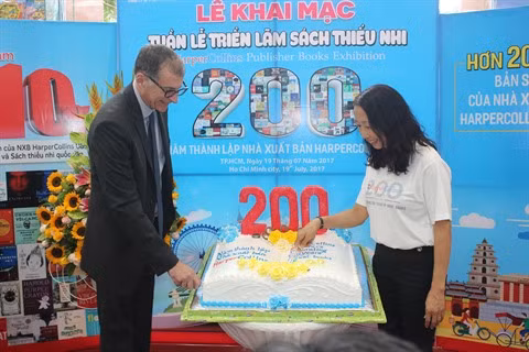 Un salon du livre dédié à la Maison d’édition HarperCollins ảnh 1