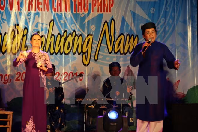 Soirée de poésie "Sentiments sur la terre et l'homme du Sud" ảnh 1