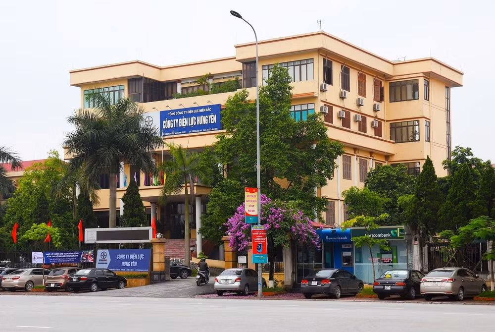 Hung Yên : remplacer 100 % des compteurs mécaniques par des compteurs électroniques ảnh 1