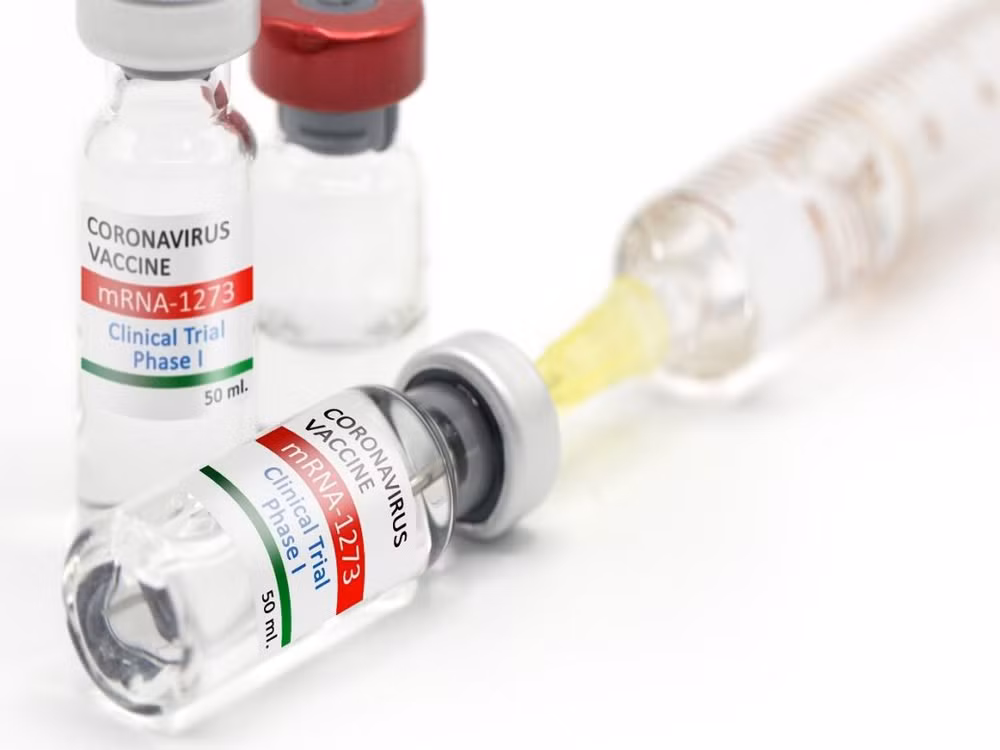 L'Indonésie va produire des vaccins à ARNm contre le COVID-19 ảnh 1