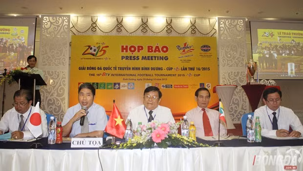 Huit équipes au tournoi de football BTV Cup 2015 ảnh 1