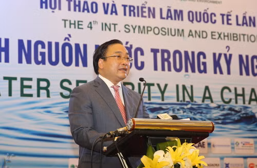 Le 4e symposium et exposition sur la ressource en eau à Hanoi ảnh 1