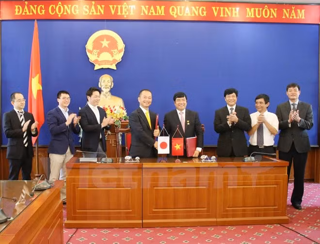 Vinh Phuc : remise de la licence d’investissement à un projet japonais ảnh 2