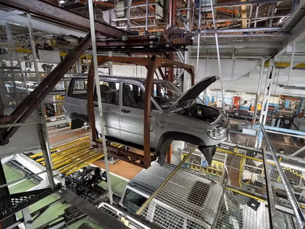 Le constructeur automobile Sollers va assembler l'UAZ au Vietnam ảnh 1 Le constructeur automobile Sollers va assembler l'UAZ au Vietnam ảnh 1