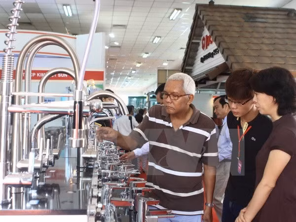 Plus de 2.400 contrats signés lors de l’exposition internationale Vietbuild 2015 ảnh 1