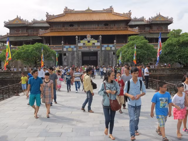 À Huê, une semaine d’or du tourisme peut en cacher une autre ảnh 1