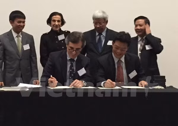 Vietnam et Australie coopèrent dans la formation de médecins ảnh 1