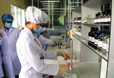 Tay Nguyen : inauguration d’une usine pharmaceutique traditionnelle ảnh 1