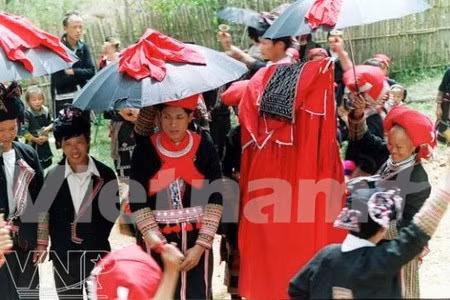 Vivre avec les Dao rouges à Ta Phin ảnh 1