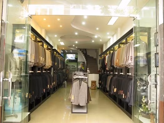 Des «paysans-couturiers» en banlieue de Hanoi ảnh 1