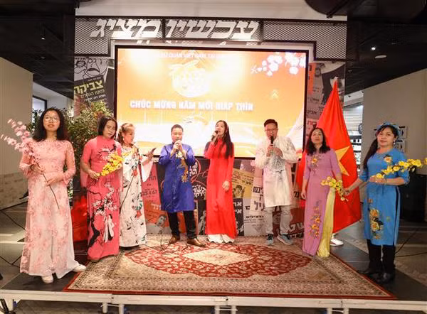 La Nouvelle Année du Dragon célébrée en Israël ảnh 1
