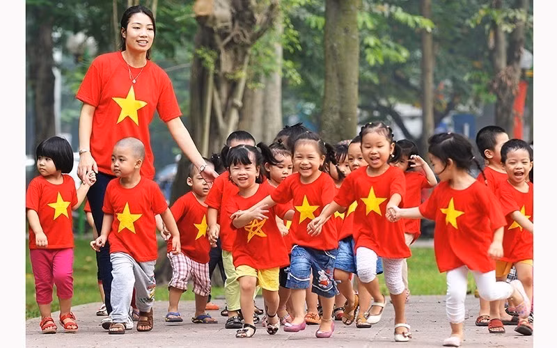 Le Vietnam grimpe de 8 places dans le classement de l'IDH ảnh 1