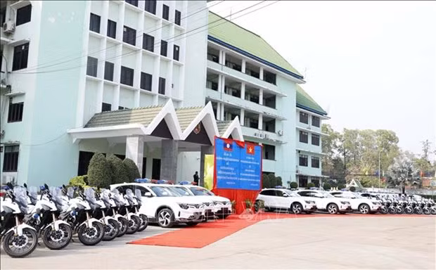 Le Vietnam aide le Laos à assurer la sécurité pendant l'année de la présidence de l'ASEAN ảnh 1