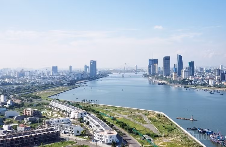 Da Nang obtient des résultats encourageants dans l’amélioration de la vie de sa population ảnh 1