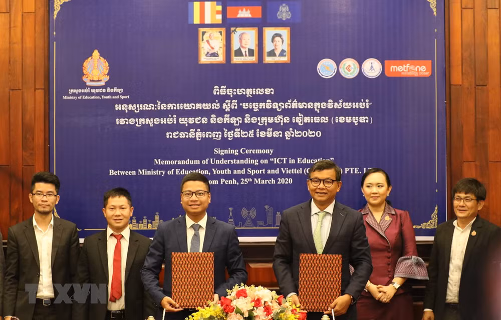 Metfone appuie le gouvernement cambodgien dans le combat contre le COVID-19 ảnh 1