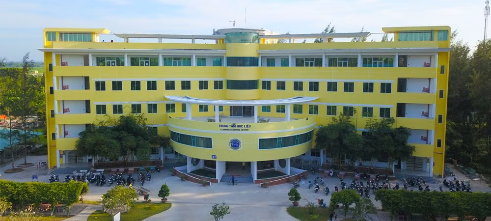 L’Université de Tra Vinh répond à plusieurs normes internationales de qualité ảnh 1