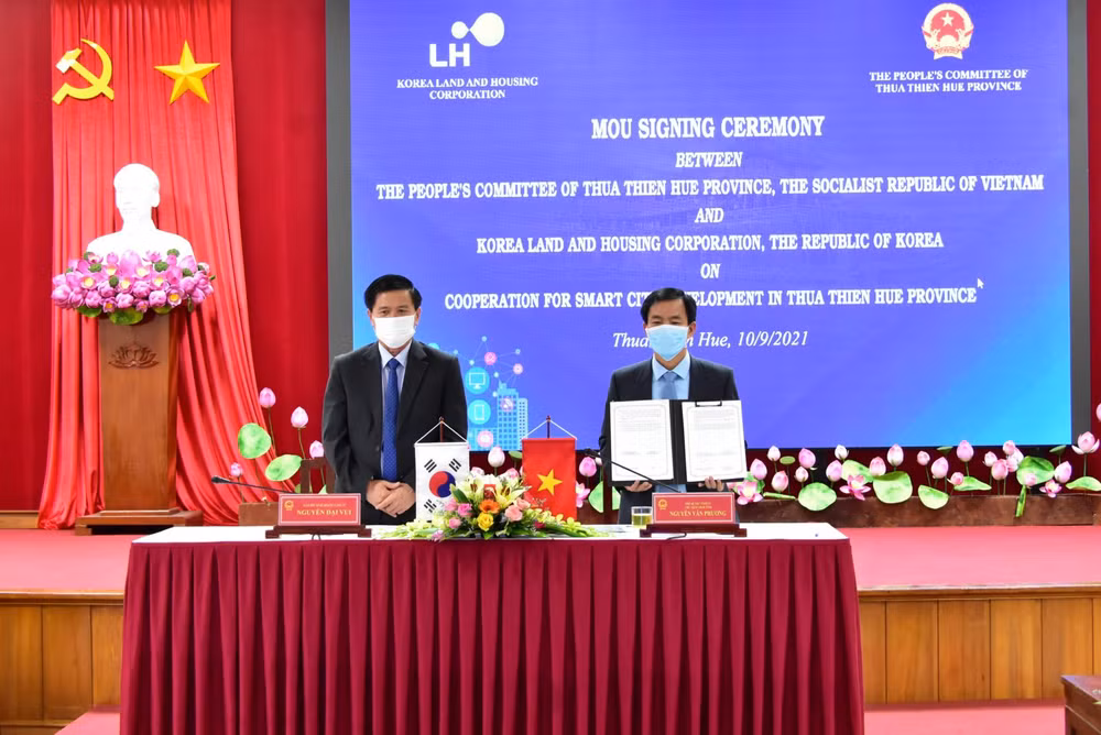 Thua Thien-Huê: aide sud-coréenne dans le développement des cités urbaines intelligentes ảnh 1