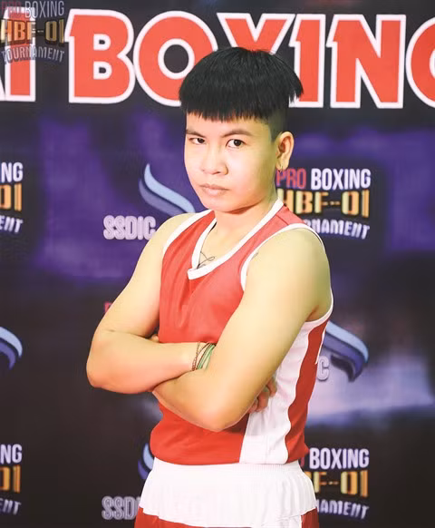 Une boxeuse vietnamienne remporte la ceinture WBO ảnh 2