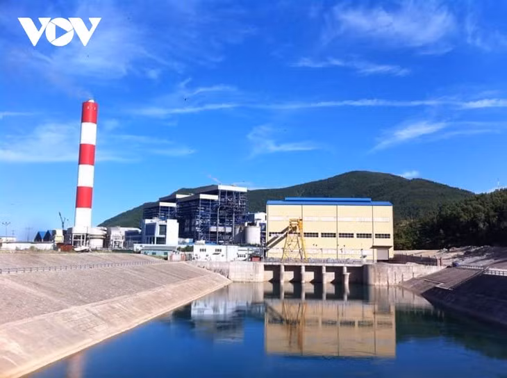 La centrale thermoélectrique de Vung Ang 1 a produit 6,5 milliards de kWh ảnh 1