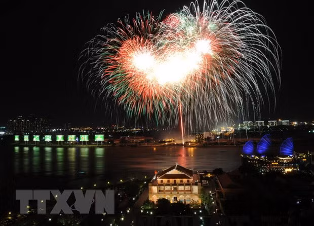 Quang Ninh: annulation des feux d'artifice à l’occasion des fêtes du 30 avril et du 1er mai ảnh 1