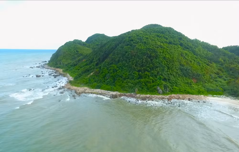 Quan Lan - un joyau vert de la baie de Bai Tu Long ảnh 1
