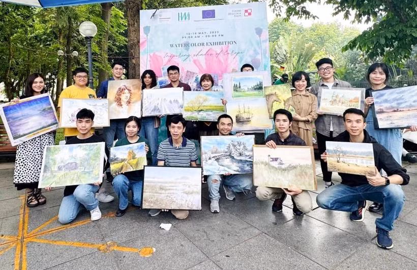 La plus grande exposition d'aquarelles jamais réalisée prévue au Temple de la Littérature ảnh 1